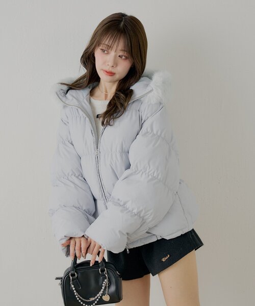 Chico（チコ）の「【4色展開】ファー取り外しミドルルーズ中綿ブルゾン