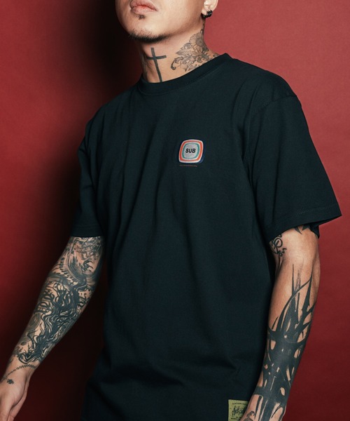 Subciety(サブサエティ)の「Broadcasting tee(Tシャツ/カットソー・メンズ・ブラック/オレンジ/ホワイト・SMALL/MEDIUM/LARGE/X-LARGE/XX-LARGE)」の2枚目の写真