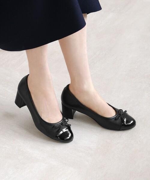 TOCCA（トッカ）の「TINY RIBBON RAIN PUMPS レインパンプス（パンプス・レディース・アイボリー系/ベージュ系/ブラック系・35/36/37/38/39）」の14枚目の写真