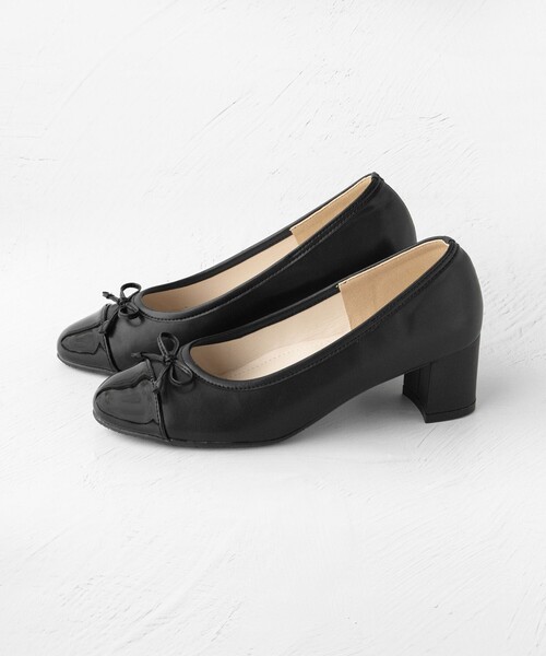 TOCCA（トッカ）の「TINY RIBBON RAIN PUMPS レインパンプス（パンプス・レディース・アイボリー系/ベージュ系/ブラック系・35/36/37/38/39）」の21枚目の写真
