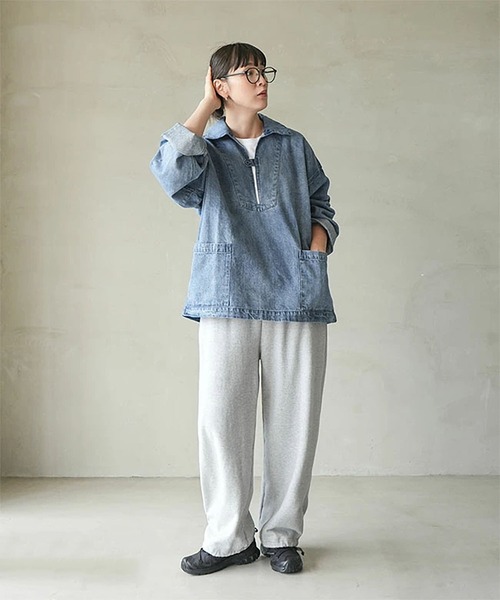 solamonat poche(ソラモナポッシェ)の「デニムフィッシャーマンプルオーバー(シャツ/ブラウス・レディース・インディゴブルー/ライトブルー・2/3/2.0)」の3枚目の写真