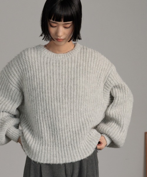 LOWRYS FARM（ローリーズファーム）の「スパンコールニットプルオーバーＬＳ　600406（ニット/セーター・レディース・ベージュ/ライトグレー/チャコールグレー/ブルー・FREE）」の3枚目の写真