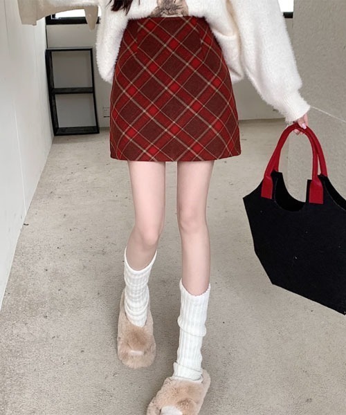 VIBGYOR Women(ヴィブジョー ウィメン)の「【Mayree】チェック柄 タイトスカート(スカート・レディース・ブラック・MEDIUM/LARGE/SMALL)」の5枚目の写真