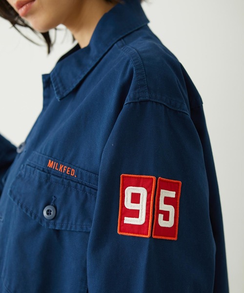 MILKFED.（ミルクフェド）の「PATCHED UTILITY SHIRT（シャツ/ブラウス・レディース・オリーブ/ベージュ/ネイビー・ONE SIZE）」の8枚目の写真