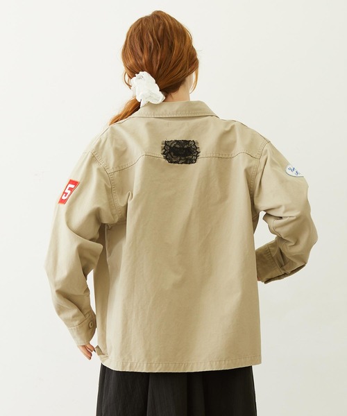 MILKFED.（ミルクフェド）の「PATCHED UTILITY SHIRT（シャツ/ブラウス・レディース・オリーブ/ベージュ/ネイビー・ONE SIZE）」の21枚目の写真
