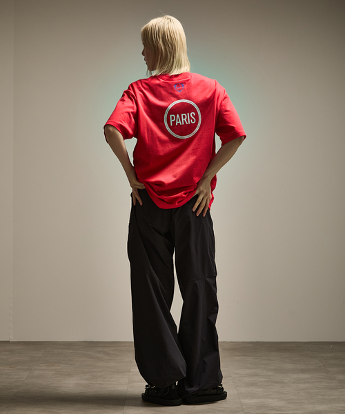 NIKE(ナイキ)の「【NIKE / ナイキ】PSG M NK T90 REMIX TEE HV4922- 679(Tシャツ/カットソー・メンズ・レッド・SMALL/MEDIUM/LARGE/X-LARGE/XX-LARGE)」の15枚目の写真