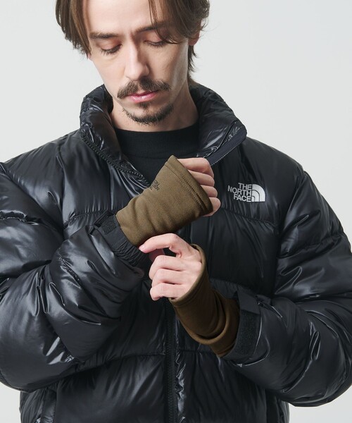THE NORTH FACE（ザノースフェイス）の「＜THE NORTH FACE＞イージー ハンド ウォーマー（手袋・メンズ・コバルトブルー/ベージュ/ブラック・FREE）」の16枚目の写真