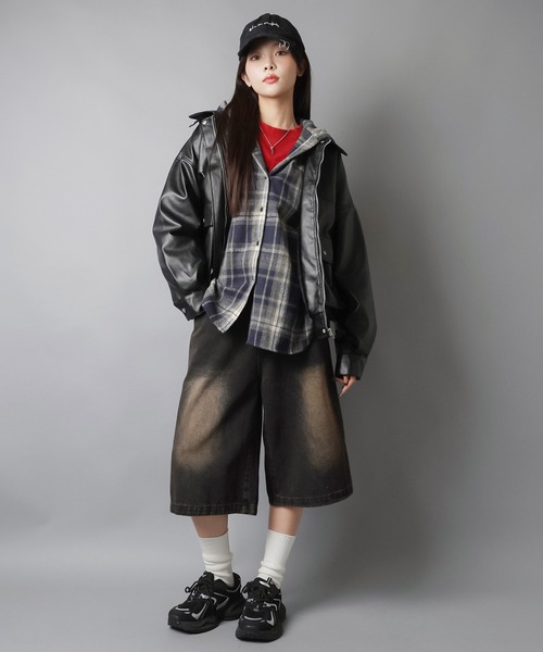 SPINNS（スピンズ）の「肉厚☆フード付きオーバーサイズチェックシャツ/起毛テレコ（シャツ/ブラウス・レディース・ブラック/アイボリー/ブラウン/ボルドー/ネイビー・ONESIZE）」の17枚目の写真