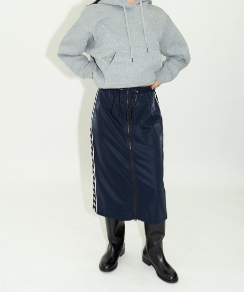 Kappa(カッパ)の「× Kappa ZIP JERSEY SKIRT / カッパ ジップジャージースカート(スカート・レディース・ネイビー/ボルドー・FREE)」の12枚目の写真