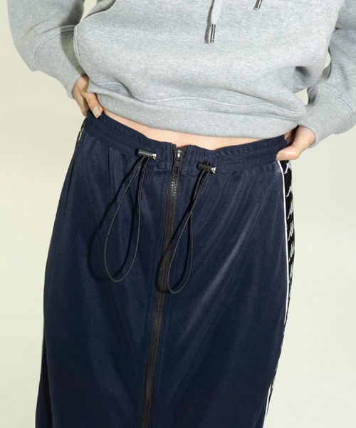 Kappa(カッパ)の「× Kappa ZIP JERSEY SKIRT / カッパ ジップジャージースカート(スカート・レディース・ネイビー/ボルドー・FREE)」の13枚目の写真