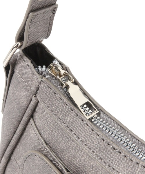 3.3 Field Trip （3.3フィールドトリップ）の「3.3 Field Trip／コンパクトバックルバッグ（ハンドバッグ・レディース・ブラウン/チャコールグレー・ONE SIZE）」の13枚目の写真