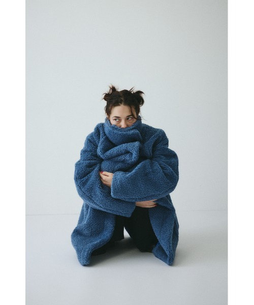 HeRIN.CYE（ヘリンドットサイ）の「Stand collar boa coat　　スタンドカラーボアコート（その他アウター・レディース・ダークブルー/オフホワイト/ダークブラウン・38/36）」の11枚目の写真