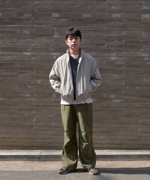 BROWNYARD(ブラウンヤード)の「エクストラスーパーファインVネックニット、チャコール(ニット/セーター・レディース・その他・3/4/5/6)」の4枚目の写真