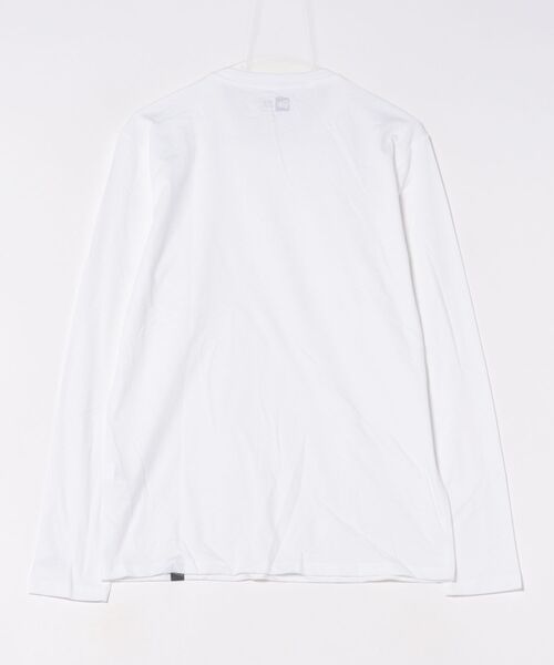 NEW ERA（ニューエラ）の「【NEW ERA】メンズ　ユニセックス　長袖　Tシャツ　カットソー　クルーネック（Tシャツ/カットソー・メンズ・ブラック/チャコールグレー/ホワイト/ネイビー・S/M/L/XL）」の5枚目の写真