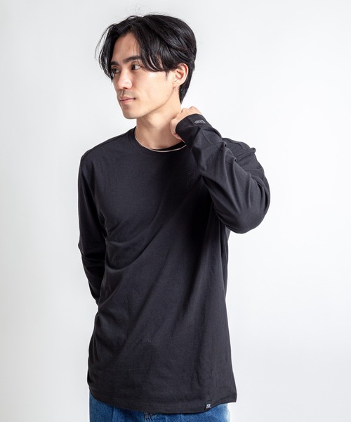 NEW ERA（ニューエラ）の「【NEW ERA】メンズ　ユニセックス　長袖　Tシャツ　カットソー　クルーネック（Tシャツ/カットソー・メンズ・ブラック/チャコールグレー/ホワイト/ネイビー・S/M/L/XL）」の18枚目の写真