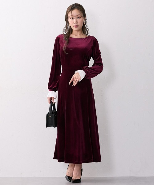 Nissen glamor(ニッセングラマー)の「【大きい胸専用】るなさんコラボ 袖プリーツベロアワンピ―ス(ワンピース・レディース・ブラック/ボルドー/ベージュ/ネイビー・M/LL/L)」の1枚目の写真