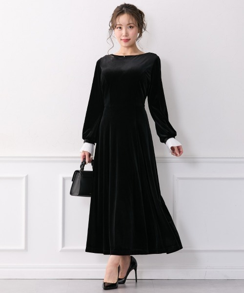 Nissen glamor(ニッセングラマー)の「【大きい胸専用】るなさんコラボ 袖プリーツベロアワンピ―ス(ワンピース・レディース・ブラック/ボルドー/ベージュ/ネイビー・M/LL/L)」の2枚目の写真