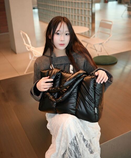 ALKI ALKA(アルキアルカ)の「バブリー (ブラック)(ショルダーバッグ・レディース・その他・FREE)」の5枚目の写真