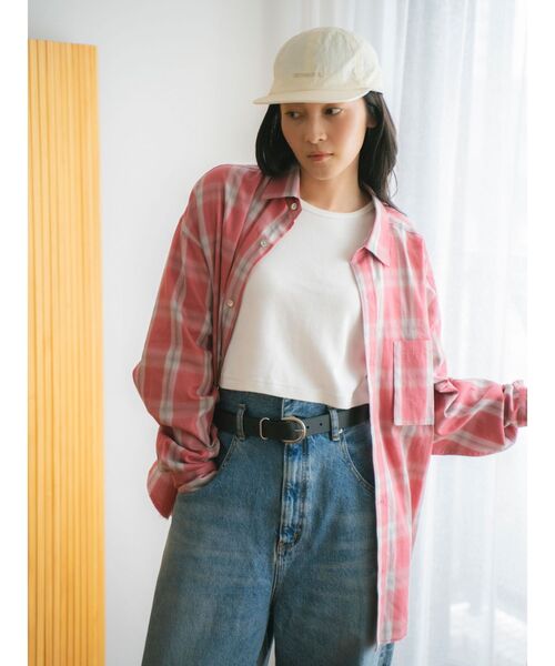 Ungrid(アングリッド)の「カットオフデザインチェックルーズシャツ(シャツ/ブラウス・レディース・アイボリー/レッド・FREE)」の20枚目の写真