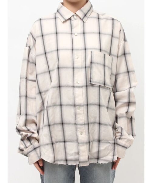 Ungrid(アングリッド)の「カットオフデザインチェックルーズシャツ(シャツ/ブラウス・レディース・アイボリー/レッド・FREE)」の14枚目の写真