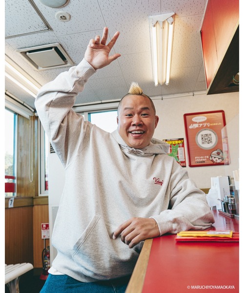 KEBOZ(ケボズ)の「山岡家 × KEBOZ LOGO SWEAT HOODIE(パーカー・メンズ・グレー/ブラック/レッド・S/M/L/XL/2XL)」の18枚目の写真