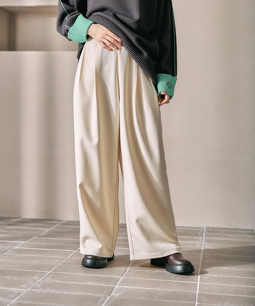 LEPSIM（レプシィム）の「2タックストレートパンツ　632746（その他パンツ・レディース・ブラック/アイボリー/チャコールグレー/ブラウン・FREE）」の2枚目の写真