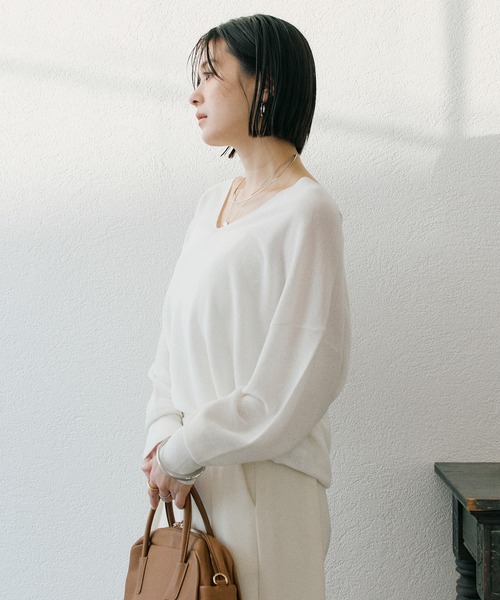 RIVE DROITE(リヴドロワ)の「【華やかな煌めき】ペーパースパングルニット(ニット/セーター・レディース・オフホワイト/ブラック/ミント/ベージュ・FREE)」の7枚目の写真