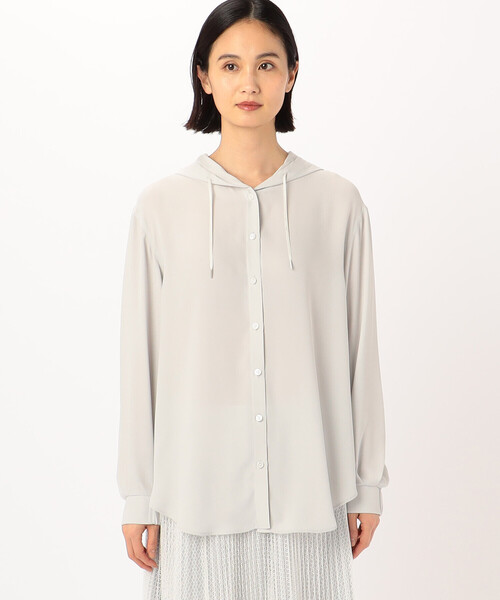 Gabardine K.T(ギャバジンケーティー)の「とろ~んバックサテン フード付きブラウス(シャツ/ブラウス・レディース・ブラック・7号)」の11枚目の写真