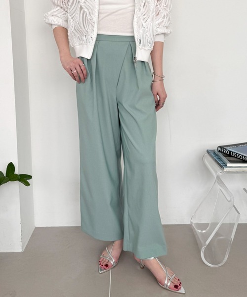 Doux archives（ドゥアルシーヴ）の「ラップ風タックパンツ（その他パンツ・レディース・ミント/ブラック/オフホワイト・SMALL/MEDIUM）」の3枚目の写真