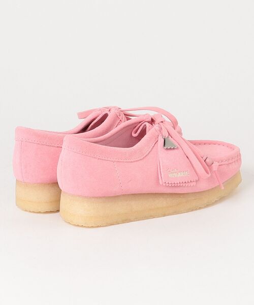 Clarks Originals（クラークスオリジナルズ）の「クラークス オリジナルス 【CLARKS ORIGINALS】- ワラビー シューズ【WALLABEE Candy Pink 26183809】（モカシン/デッキシューズ・レディース・ピンク・24.5cm/25.0cm/25.5cm/24.0cm）」の2枚目の写真