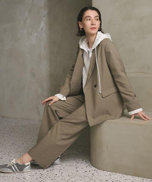 BEAUTY&YOUTH UNITED ARROWS(ビューティーアンドユースユナイテッドアローズ)の「【WEB限定 Wardrobe DAILY MINIMAL】メランジ タックストレートパンツ ウォッシャブル(スラックス・レディース・モカ/ブラック/ベージュ・S/M/L)」の10枚目の写真
