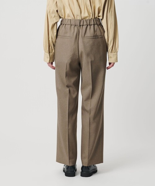 BEAUTY&YOUTH UNITED ARROWS（ビューティーアンドユースユナイテッドアローズ）の「【WEB限定 Wardrobe DAILY MINIMAL】メランジ タックストレートパンツ ウォッシャブル（スラックス・レディース・モカ/ブラック・S/M/L）」の19枚目の写真