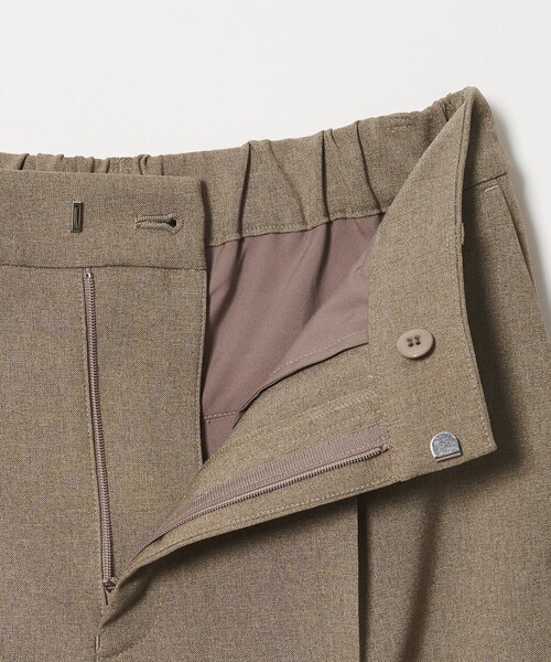 BEAUTY&YOUTH UNITED ARROWS（ビューティーアンドユースユナイテッドアローズ）の「【WEB限定 Wardrobe DAILY MINIMAL】メランジ タックストレートパンツ ウォッシャブル（スラックス・レディース・モカ/ブラック・S/M/L）」の8枚目の写真
