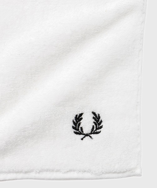 FRED PERRY（フレッドペリー）の「Towel Handkerchief／タオルハンカチ（ハンカチ/ハンドタオル・メンズ・レモンイエロー/ダークグリーン/ブラック/ホワイト/ダークブルー・ONE SIZE）」の10枚目の写真