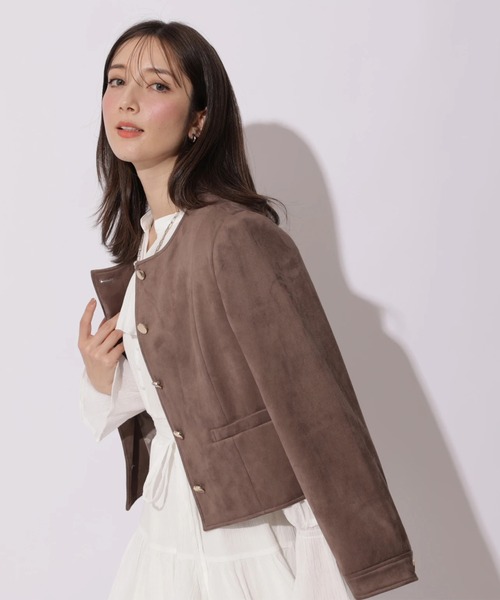 Apuweiser-riche（アプワイザーリッシェ）の「スエードノーカラージャケット（その他アウター・レディース・モカ・2/1）」の3枚目の写真