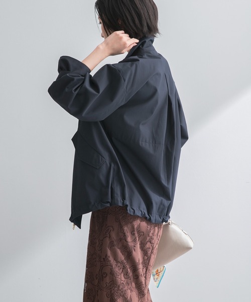 URBAN RESEARCH ROSSO WOMEN（アーバンリサーチ　ロッソ）の「撥水スタンドカラーミドルコート（その他アウター・レディース・ライトベージュ/ネイビー・FREE）」の7枚目の写真