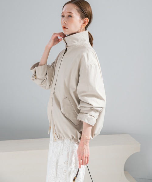 URBAN RESEARCH ROSSO WOMEN（アーバンリサーチ　ロッソ）の「撥水スタンドカラーミドルコート（その他アウター・レディース・ライトベージュ/ネイビー・FREE）」の10枚目の写真