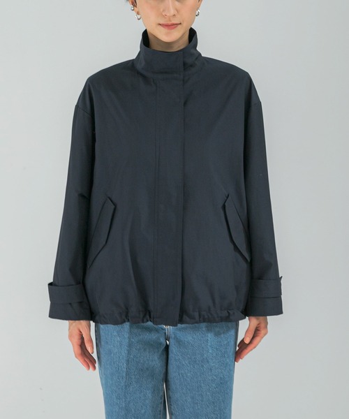 URBAN RESEARCH ROSSO WOMEN（アーバンリサーチ　ロッソ）の「撥水スタンドカラーミドルコート（その他アウター・レディース・ライトベージュ/ネイビー・FREE）」の17枚目の写真