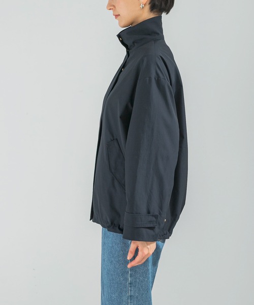 URBAN RESEARCH ROSSO WOMEN（アーバンリサーチ　ロッソ）の「撥水スタンドカラーミドルコート（その他アウター・レディース・ライトベージュ/ネイビー・FREE）」の18枚目の写真