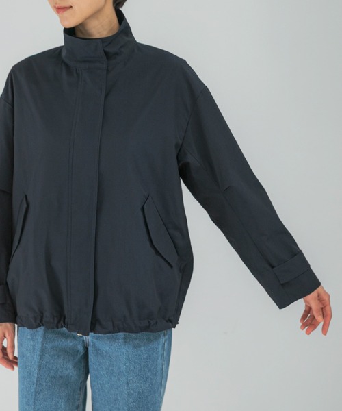 URBAN RESEARCH ROSSO WOMEN（アーバンリサーチ　ロッソ）の「撥水スタンドカラーミドルコート（その他アウター・レディース・ライトベージュ/ネイビー・FREE）」の20枚目の写真