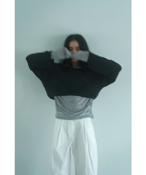 marjour(マージュール)の「SHORT LENGTH RELAX KNIT PULLOVER(ニット/セーター・レディース・ベージュ/ブラック・M)」の3枚目の写真
