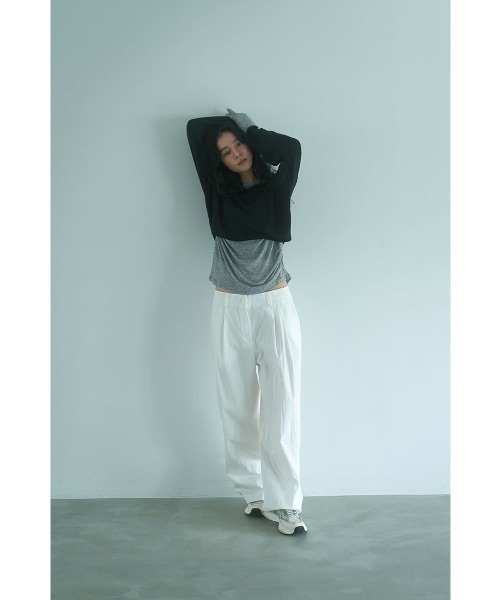 marjour(マージュール)の「SHORT LENGTH RELAX KNIT PULLOVER(ニット/セーター・レディース・ベージュ/ブラック・M)」の8枚目の写真