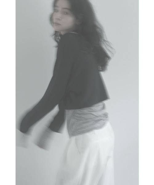 marjour(マージュール)の「SHORT LENGTH RELAX KNIT PULLOVER(ニット/セーター・レディース・ベージュ/ブラック・M)」の13枚目の写真
