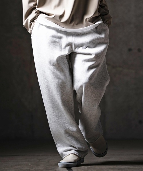 GLIMCLAP(グリムクラップ)の「mp14553-Printed Design Sweat Pants スウェットトラックパンツ(201-018-gls-cg)(スウェットパンツ・メンズ・オフホワイト/ミックスグレー/ブラック/チャコール・L/M/S)」の2枚目の写真