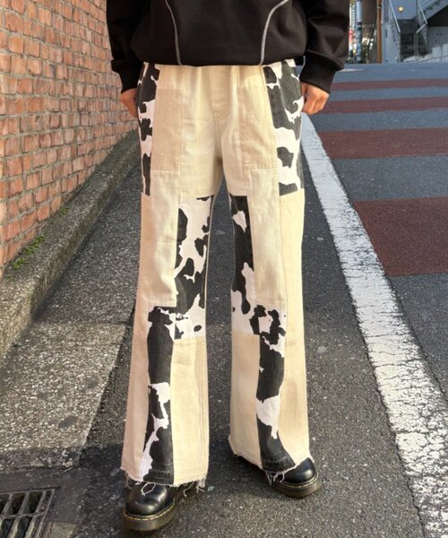 etsinta（エシンタ）の「【etsinta/エシンタ】デニムパッチワークフレアパンツ（デニムパンツ・レディース・オフホワイト/インディゴブルー・ONE SIZE）」の3枚目の写真