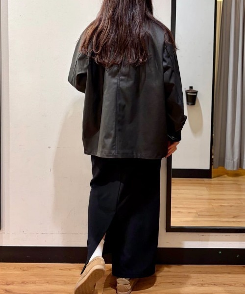 BACK NUMBER（バックナンバー）の「【BACK NUMBER】フェイクレザーカバーオール (シャツジャケット / レギュラーフィット / デイリーユース)（カバーオール・メンズ・ブラック・XL/S/M/L）」の16枚目の写真