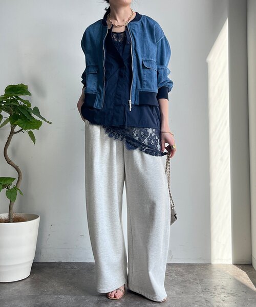 DouDou（ドゥドゥ）の「【WEB限定】異素材切替デニムブルゾン（その他アウター・レディース・ブルー・FREE）」の3枚目の写真