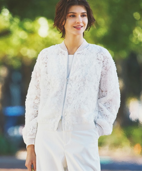 STRAWBERRY-FIELDS（ストロベリーフィールズ）の「ヴィオレッタ_チュールﾙ刺しゅうジップアップブルゾン（ブルゾン・レディース・オフホワイト/ブラック・2）」の2枚目の写真