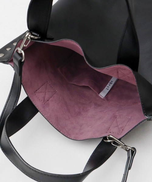 cheek（BAG）（チーク）の「2WAY ショルダートート リベット レザー調 トートバッグ（トートバッグ・レディース・シルバー/ブラック・FREE）」の20枚目の写真