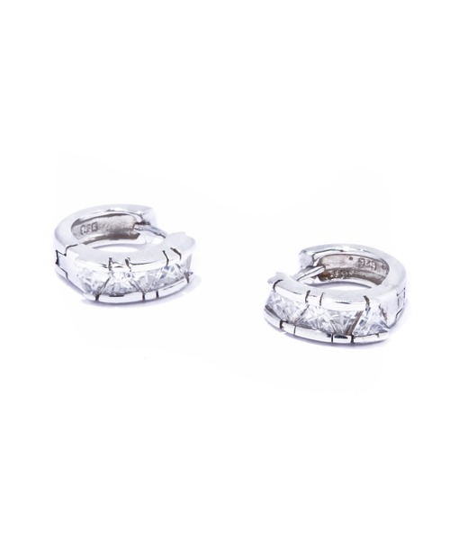 les bonbon(ルボンボン)の「【les bonbon】princess triangle hug pierce/プリンセス トライアングル ハグ ピアス(ピアス(両耳用)・レディース・シルバー・FREE)」の3枚目の写真